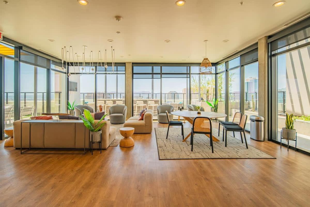 Detailed 2Bd, Highrise Dt, Pool, Gym, Parking, Sleeps 8 Apartment ฟีนิกซ์ ภายนอก รูปภาพ