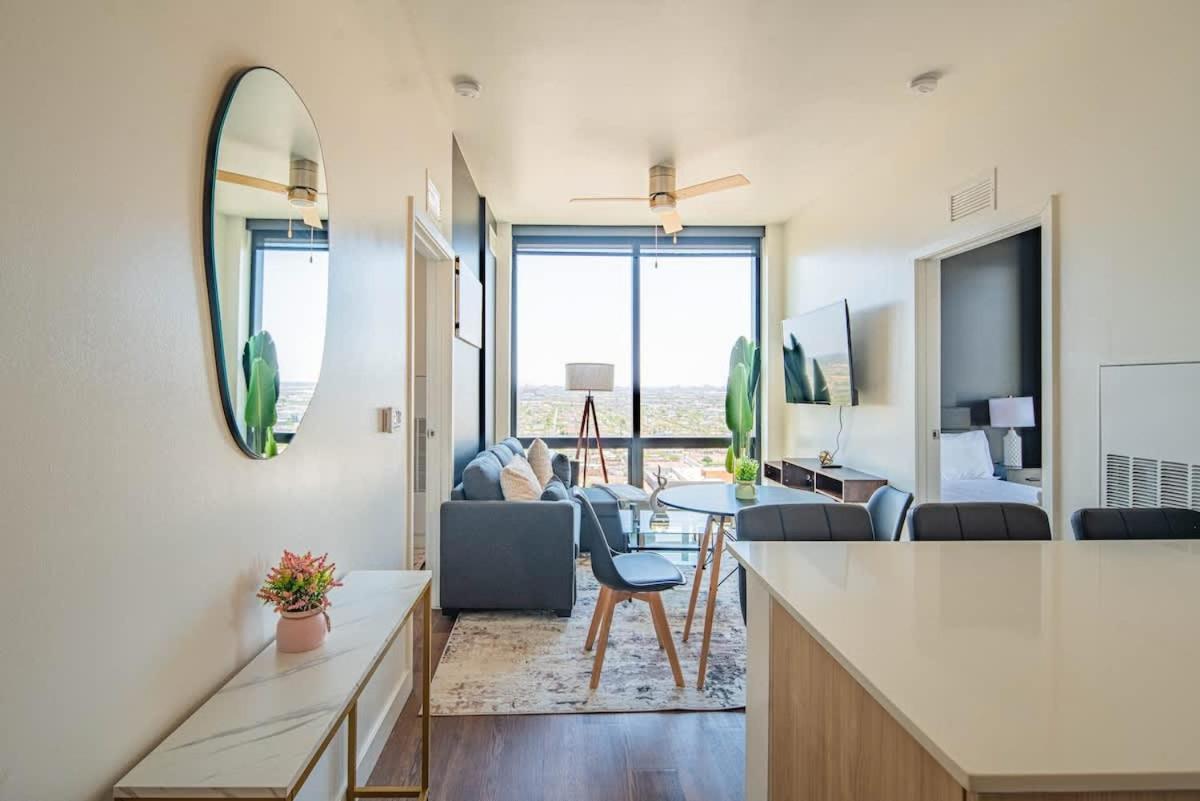 Detailed 2Bd, Highrise Dt, Pool, Gym, Parking, Sleeps 8 Apartment ฟีนิกซ์ ภายนอก รูปภาพ